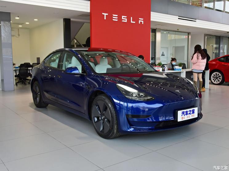 特斯拉中國(guó) Model 3 2021款 標(biāo)準(zhǔn)續(xù)航后驅(qū)升級(jí)版