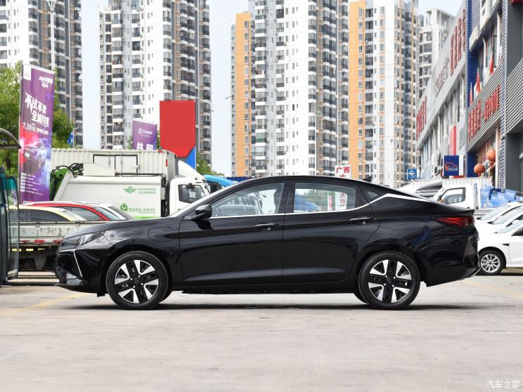 江汽集團(tuán) 思皓愛(ài)跑 2022款 一馬當(dāng)先 50.1kWh