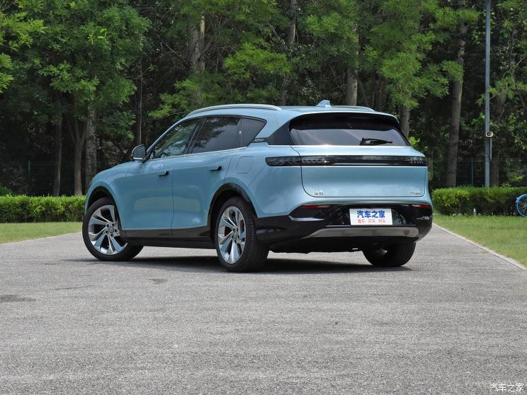 嵐圖汽車(chē) 嵐圖FREE 2021款 四驅(qū)純電版專(zhuān)屬豪華套裝