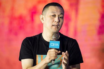 蔚来CEO李斌：每年开发一款全新手机