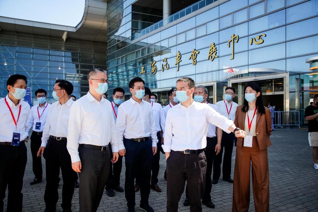 捷氫科技與多家企業聯合推進，首批車輛集中發車