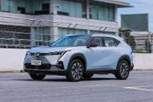 驾控表现征服赛道，传祺影酷8月18日即将预售