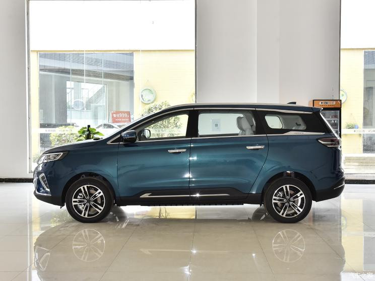 大運汽車 遠(yuǎn)志M1 2022款 7座450精英版