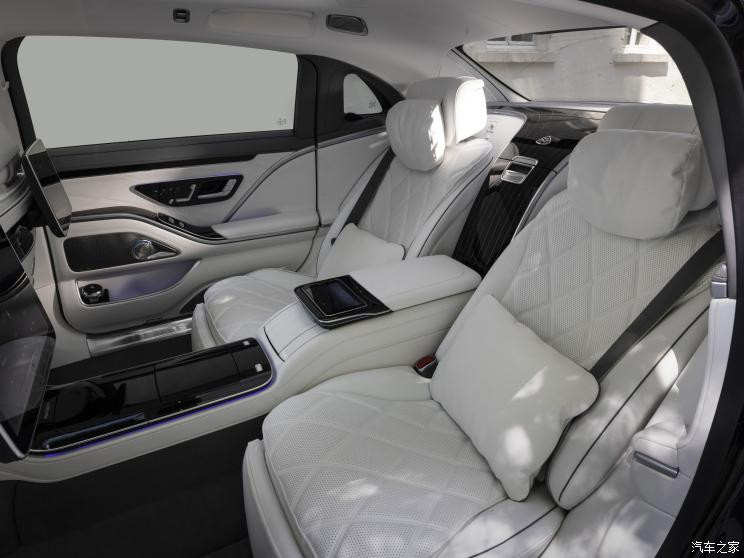 梅賽德斯-邁巴赫 邁巴赫S級(jí) 2021款 S 680 4MATIC 歐洲版