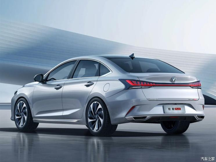 長(zhǎng)安汽車(chē) 銳程CC 2022款 PLUS 1.5T 基本型