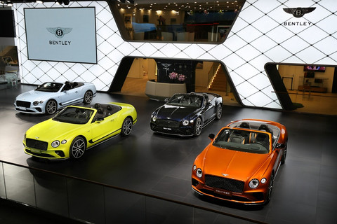 2.基于宾利欧陆GT敞篷版打造的The Carnaby车型.jpg