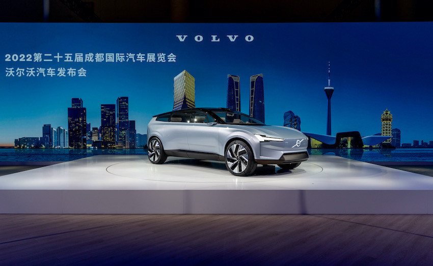 Концепт-кар Volvo Concept Recharge дебютирует в Китае и будет опираться на центральный компьютер «Мировое дерево».