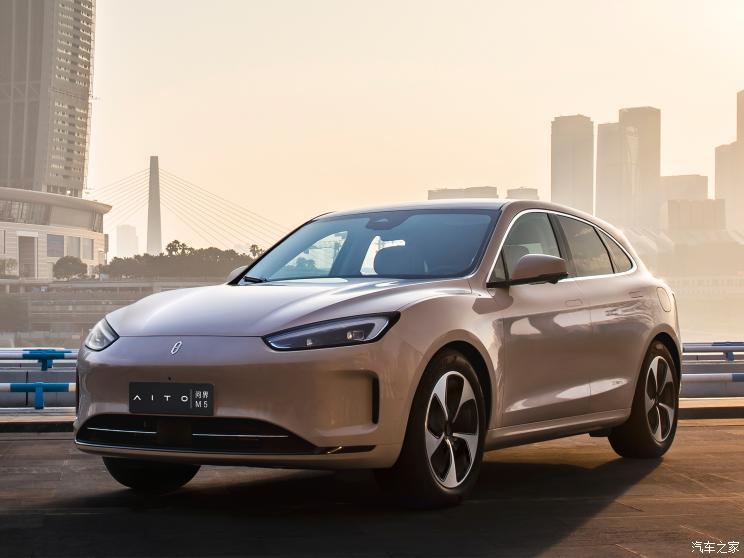 賽力斯汽車 問界M5 2022款 M5 EV 四驅(qū)純電基本型