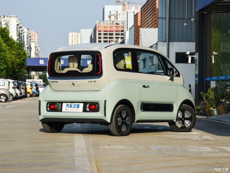 上汽通用五菱 宝骏KiWi EV 2023款 智奢版 三元锂