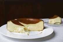 新势力没有常胜将军 8月的蛋糕甜味不同