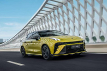 新增EM-F混动版本，新一代领克03 15.48万元起售