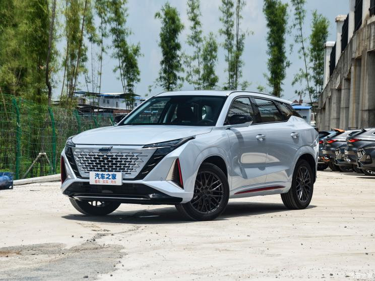 長(zhǎng)安汽車 長(zhǎng)安歐尚Z6 2022款 藍(lán)鯨 1.5T DCT智尊型