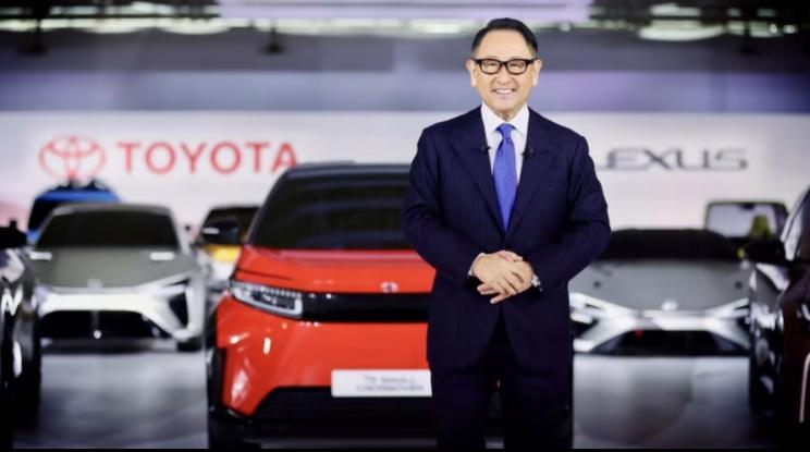 Пусть автомобильные компании теряют ценность, Toyoda снова ставит под сомнение электромобили