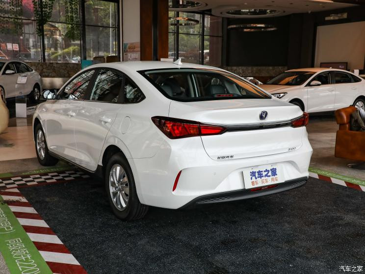 長安汽車 逸動新能源 2022款 EV460 智煥網(wǎng)約版 磷酸鐵鋰