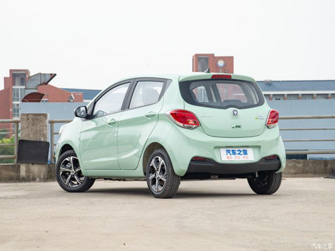 长安汽车 奔奔E-Star 2022款 赏心版 多彩款 磷酸铁锂