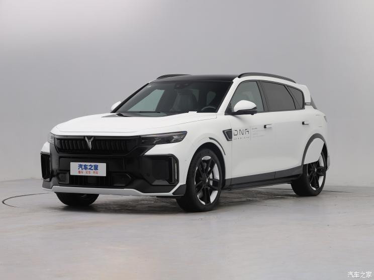 嵐圖汽車 嵐圖FREE 2022款 DNA聯(lián)名 增程版