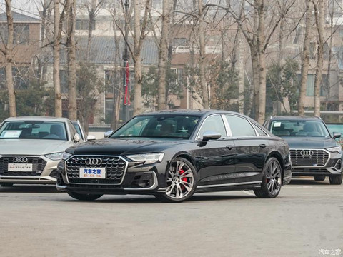 奥迪(进口) 奥迪S8 2023款 S8L 4.0TFSI quattro