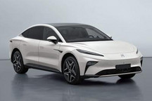 配巨幕三联屏 飞凡F7将于2月5日亮相