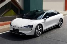 智界S7首发8大华为黑科技，抢先搭载HarmonyOS 4智能座舱