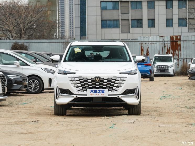 長(zhǎng)安汽車 長(zhǎng)安UNI-K 智電iDD 2023款 智電iDD 1.5T 基本型