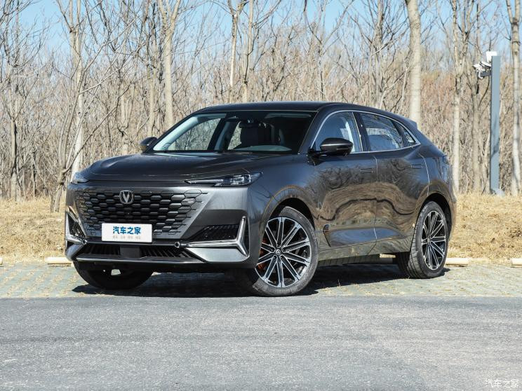 長安汽車 長安UNI-K 智電iDD 2023款 智電iDD 1.5T 135km智領(lǐng)型 
