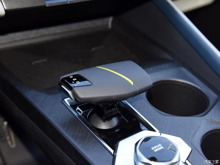 長(zhǎng)安汽車(chē) 長(zhǎng)安UNI-V 智電iDD 2023款 智電iDD 1.5T 113km智酷型