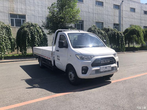 北京汽车制造厂 鲸卡T7EV 2023款 豪华型3.7米单排纯电动栏板55.7kWh