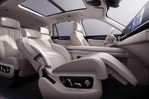 标配零重力座椅 魏牌蓝山女神副驾来了