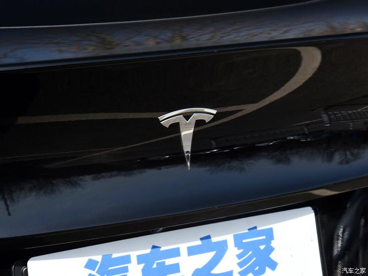 特斯拉中國(guó) Model Y 2022款 后輪驅(qū)動(dòng)版