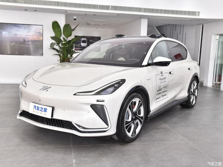 智己汽車 智己LS7 2023款 100kWh Lux四驅(qū)版