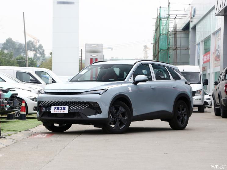 北京汽車(chē) 魔方 2022款 1.5T DCT鉆石版