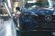 豪华车教科书 北京奔驰EQE SUV正式下线