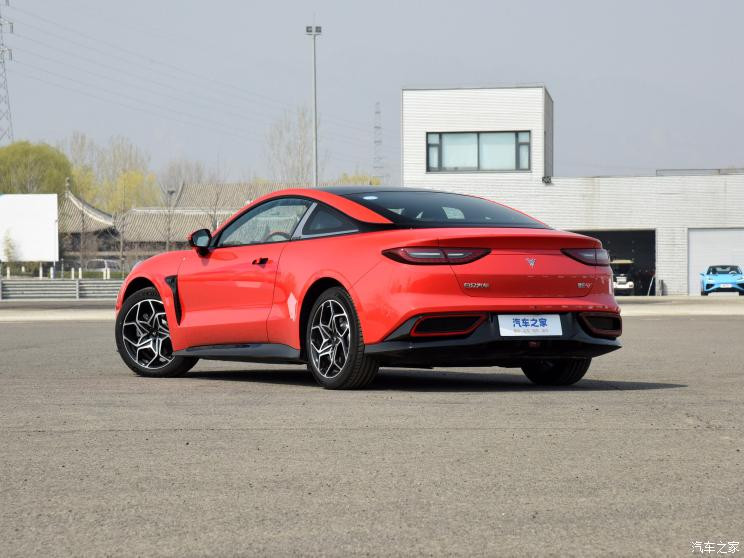 合眾汽車 哪吒GT 2023款 660km 后驅(qū)基本型