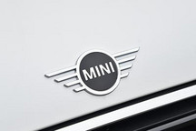 MINI COOPER SE敞篷版等在上海车展首发