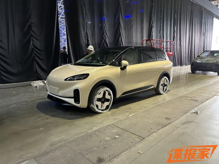 Исследование Шанхайского автосалона 2023: появление Jihu Automobile Koala