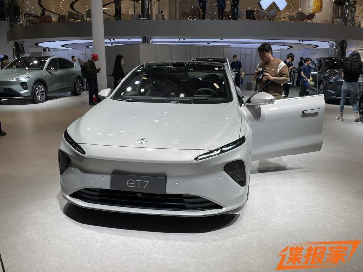Шанхайский автосалон 2023: появляется новый NIO ET7