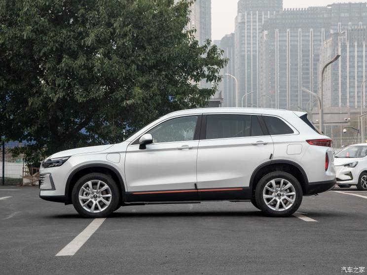 創(chuàng)維汽車 創(chuàng)維HT-i 2022款 1.5L PHEV 115KM 智行版
