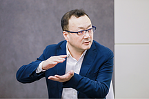 魏牌陈思英：魏牌抓住了蓝山这棵“救命稻草”