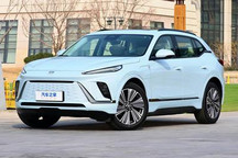 选择中配的较多 别克E5订单达8000辆