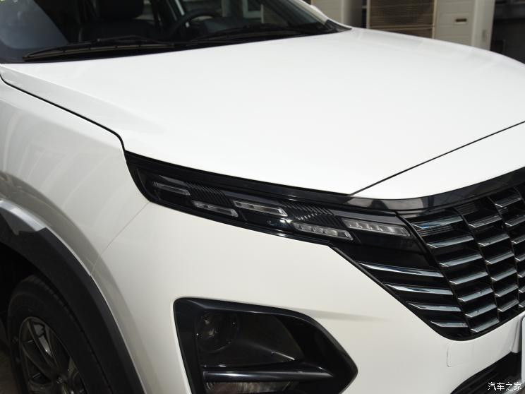奇瑞汽車 瑞虎3x 2023款 1.5L CVT時(shí)尚版