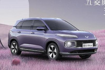 下半年上市 五菱全新SUV“星云”曝光