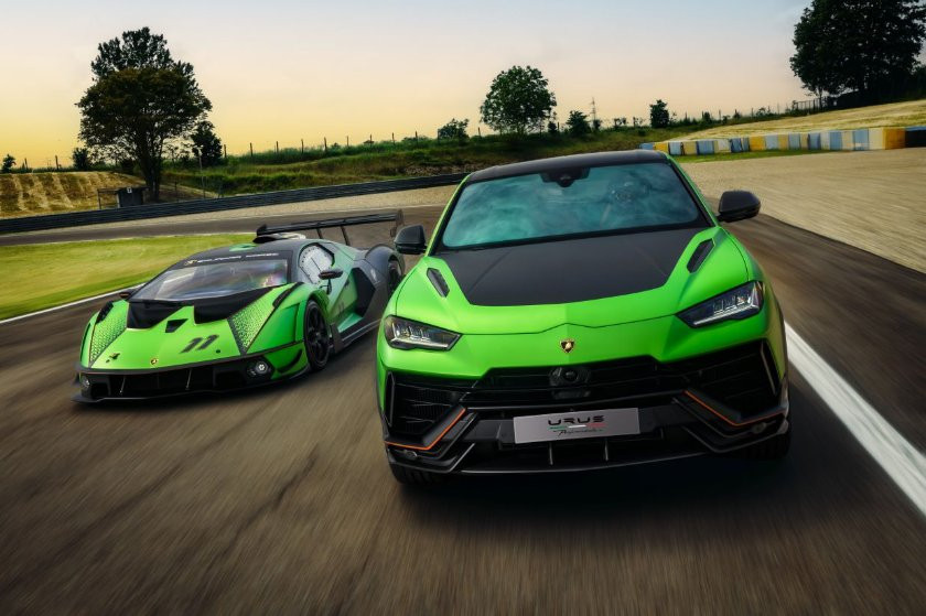 02 - 蘭博基尼推出Urus Performante“Essenza SCV12” 限量版車型_副本.jpg