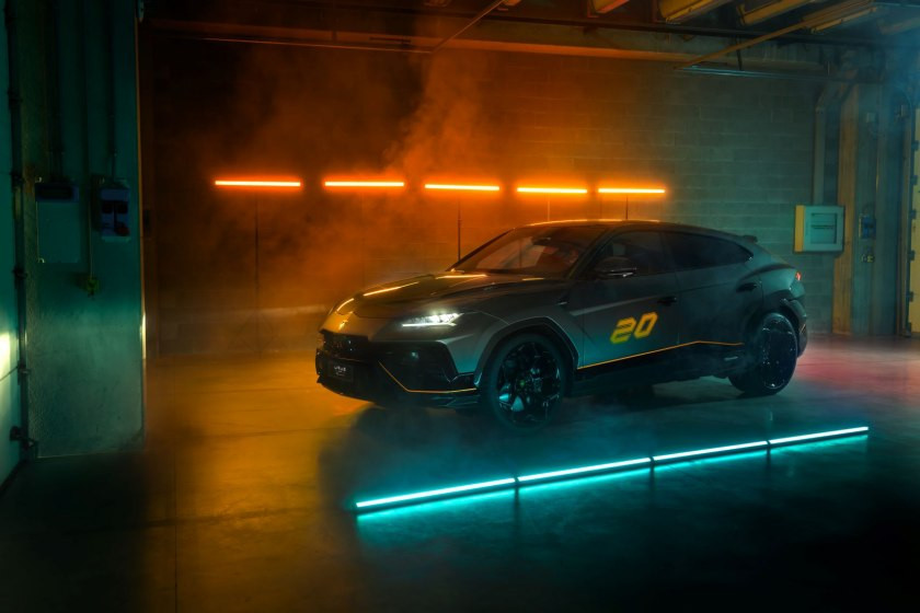06 - 蘭博基尼推出Urus Performante“Essenza SCV12” 限量版車型_副本.jpg