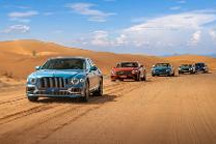 宾利全系最新动态试驾，西北塞外探索当代奢华生活方式