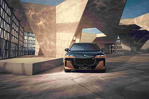 宝马史上最强电动车型BMW i7 M70L将在成都车展上市