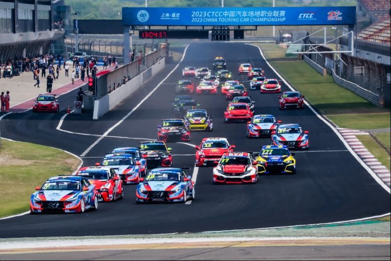N品牌Elantra N TCR賽車在TCR China賽場上的卓越風姿.jpg