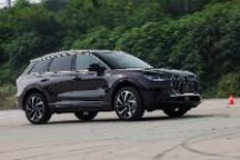 试驾全新林肯冒险家:比同价BBA多的不止彩电和沙发