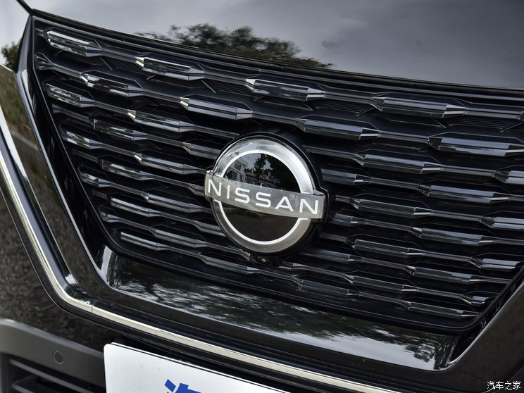 東風(fēng)日產(chǎn) 奇駿 2023款 e-POWER 超混雙電機四驅(qū)至尊版