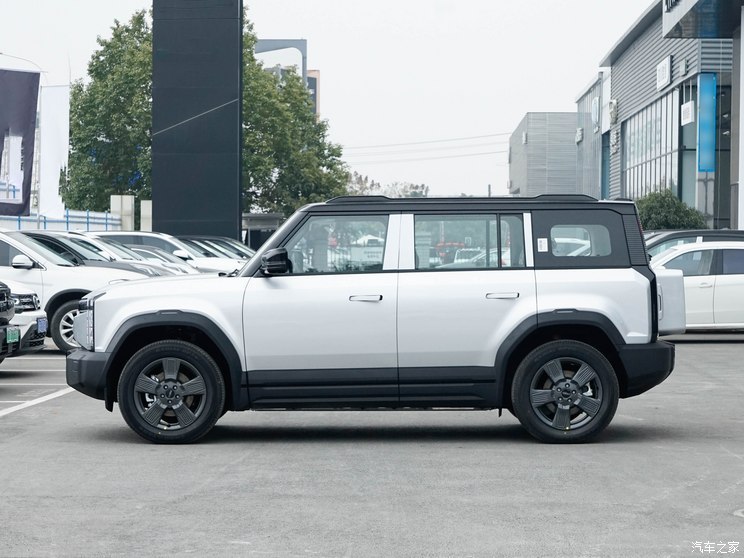 奇瑞新能源 奇瑞iCAR 03 2024款 401km 兩驅(qū)標準進階版