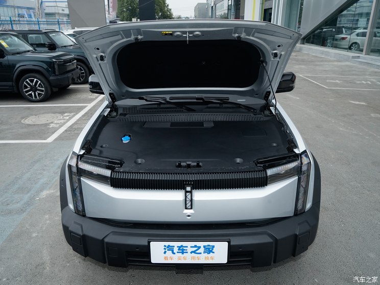 奇瑞新能源 奇瑞iCAR 03 2024款 401km 兩驅(qū)標準進階版